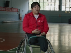 亲历者说 第四集《十五年前她失去了双腿》