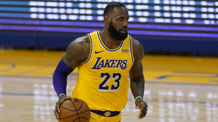 NBA热辣资讯 詹姆斯连续第四年入选《Variety》影响世界500人名单