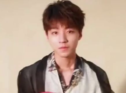 娱乐新鲜爆 TFBOYS五周年演唱会视频曝光
