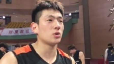 胡庭珲：虽然比赛赢了但仍有不足，今年争取进四强