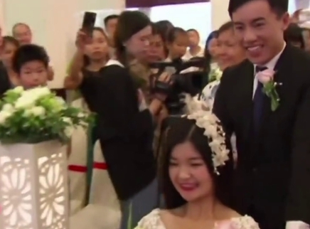 寻情记 一场众筹婚礼 不让爱情路过