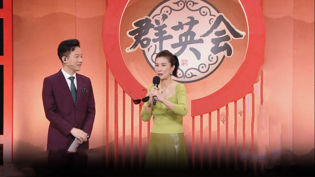 群英会 演员边潇潇谈跨界当主播的经历  现场展示直播带货能力