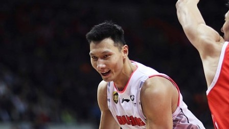 CBA 18/19赛季 广东VS广州第四节：依旧神准比赛早早进入垃圾时间，广东131-106大胜