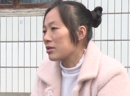 寻情记 四十高龄生下“独眼”宝宝