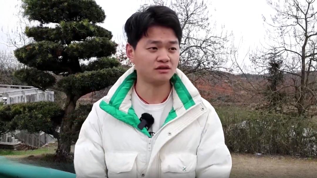 社会传真 春运守护者