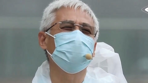 向前一步 业主大会申请迟迟没下文 老党员举报街道办事处不作为