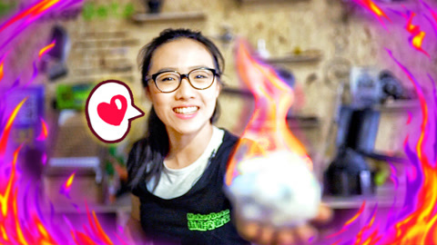 MakerBeta超能作死秀 驭火妹子！10秒1个大火球