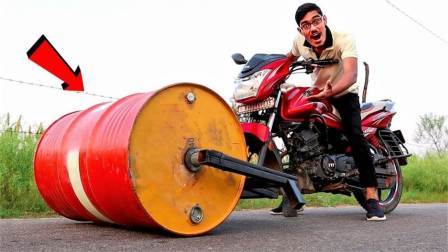 将压路机安装在摩托车上，牛人亲测，上路后全程太搞笑了！