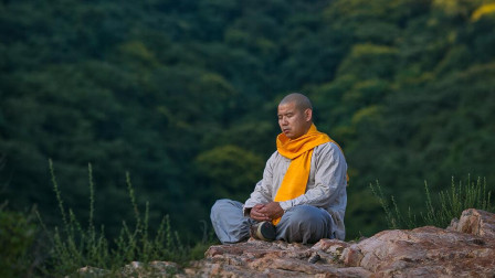 格斗视界 少林寺弟子释延孜亲授八段锦绝学第一式, 打通任督二脉全靠他了