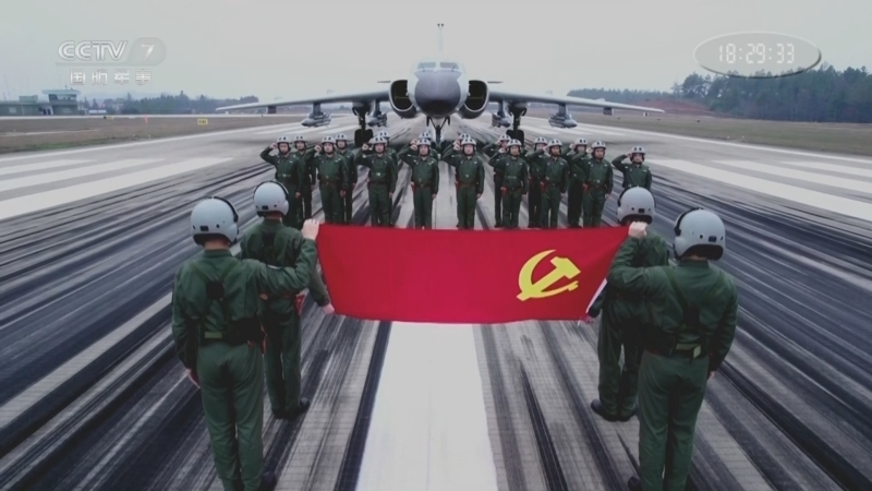 国防故事 《国防故事》 20240411 飞电翱长空