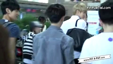 EXO 仁川机场赴美 主D.O. 饭拍版 12/05/18-EXO-K
