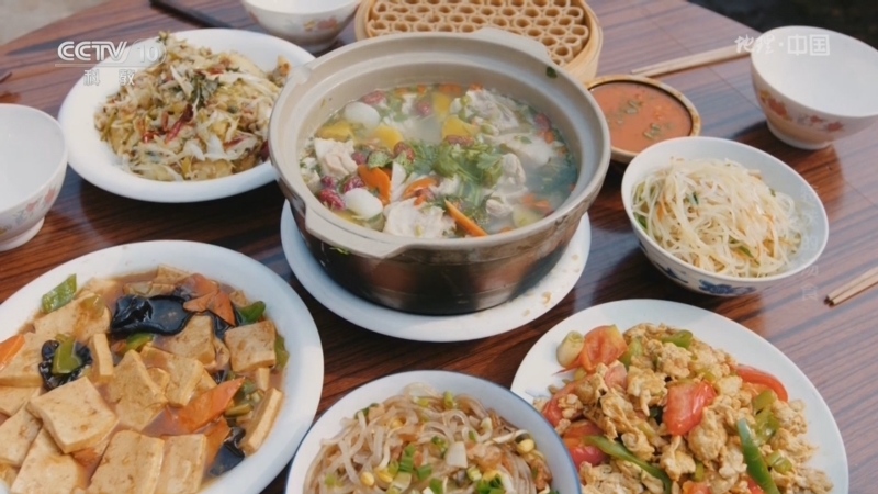 地理中国 《地理·中国》 20230618 人文地理奇观（一）10·特殊的汤食