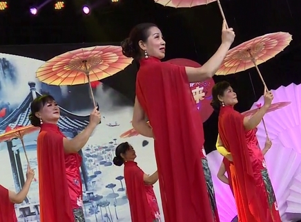 321动起来 广场舞《花开中国》