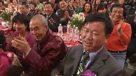 中央电视台春节联欢晚会 2011 牛人小宝李咏春晚现场互动