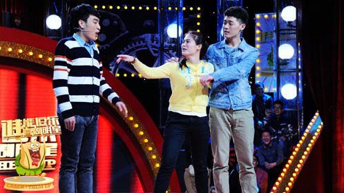 美女粉丝疯狂表白白凯南手足无措