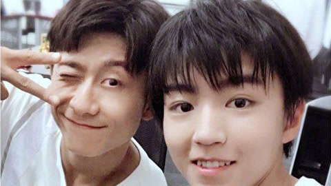 屏行星乐汇 高能少年团完美收官；两个大男孩成熟不少