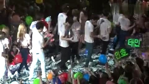 EXO SMTown LA Ending 饭拍版 12/05/20-EXO SM Town