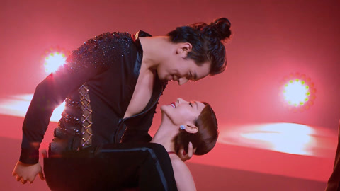 毛晓彤许魏洲火辣热舞 秦岚为能成功托举狂瘦六斤