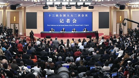 2019全国两会：中国&middot;加速度 全程回看：外交部部长王毅就中国外交政策和对外关系回答记者提问