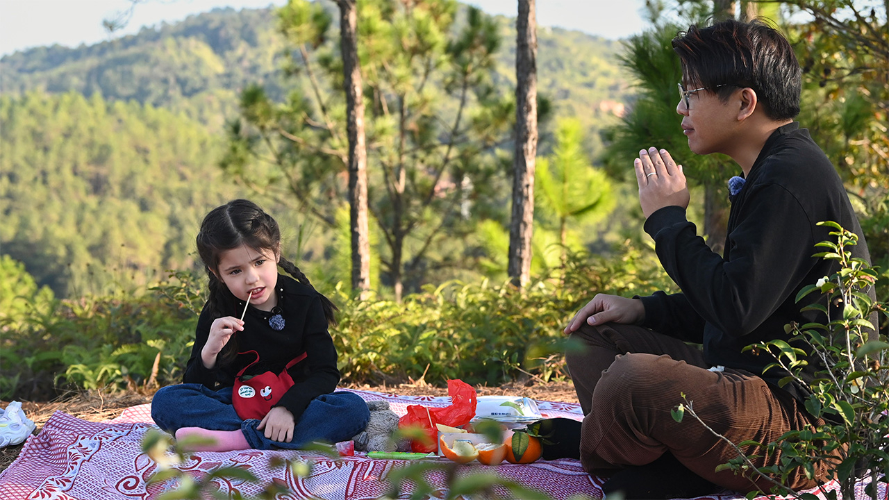 第2期家庭纯享（下）：暖化了！萌娃买菜不忘给爸爸带饮料