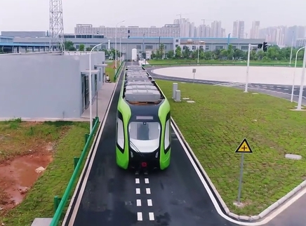 新闻大求真 虚拟轨道列车能解决城市拥堵吗？