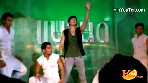 2PM Hand Up (At CTW) Nichkhun 饭拍版 12/01/24-2PM