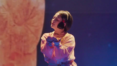 芳华录国风初造型 古装汉服融入日常演绎千面美