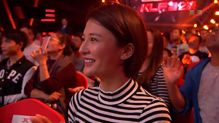 格斗视界 少林弟子31秒打懵美国巨兽，赛后不服要二番战，场下美女都乐了