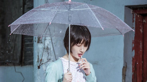 好莱坞影厅 国产文艺片阳台上上映