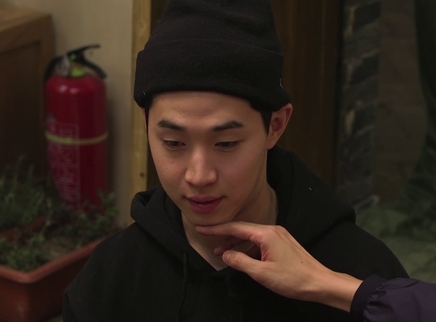 老友记：大华自黑翻出双眼皮