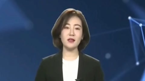法治中国60分 女子驾车油耗尽弃车跑路 为揽生意私挪护栏被拘留