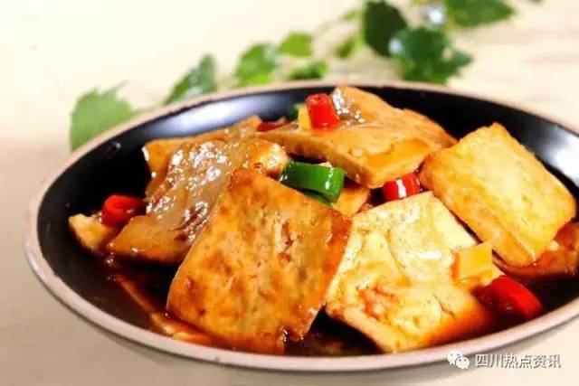 深圳一次性咖啡杯价格合理批发厂家告诉您冬季吃豆腐这些细节要知道