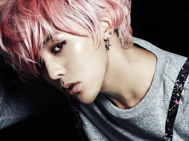 权志龙帅气的照片