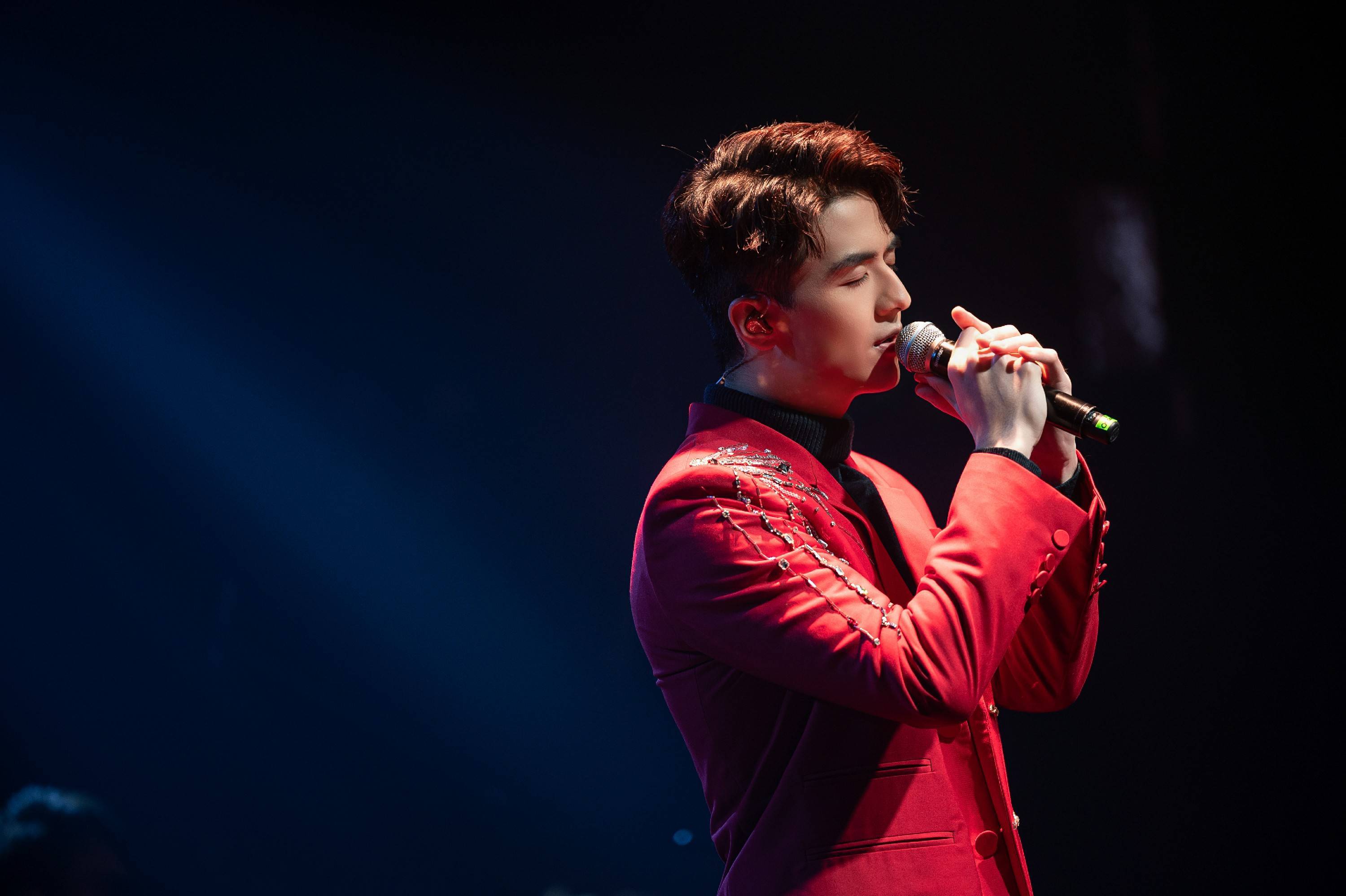 初恋”曾比特广州开live，经典重现超sweet - 360娱乐