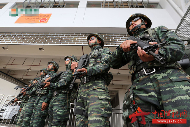 数千名武警官兵奔赴安保一线 全力护航"商洽会"