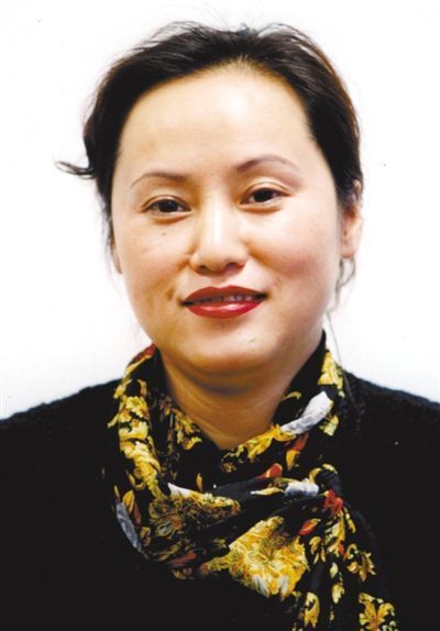 何燕,女,出生于1961年,成都国腾实业集团有限公司董事长,电子科技大学