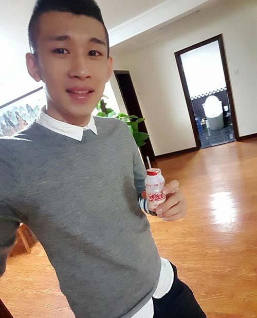 佑家军全线溃败,天佑直播间称杨幂是老师