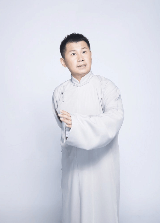 新"德云四少"面临解散, 闫云达效仿曹云金未必一定爆红