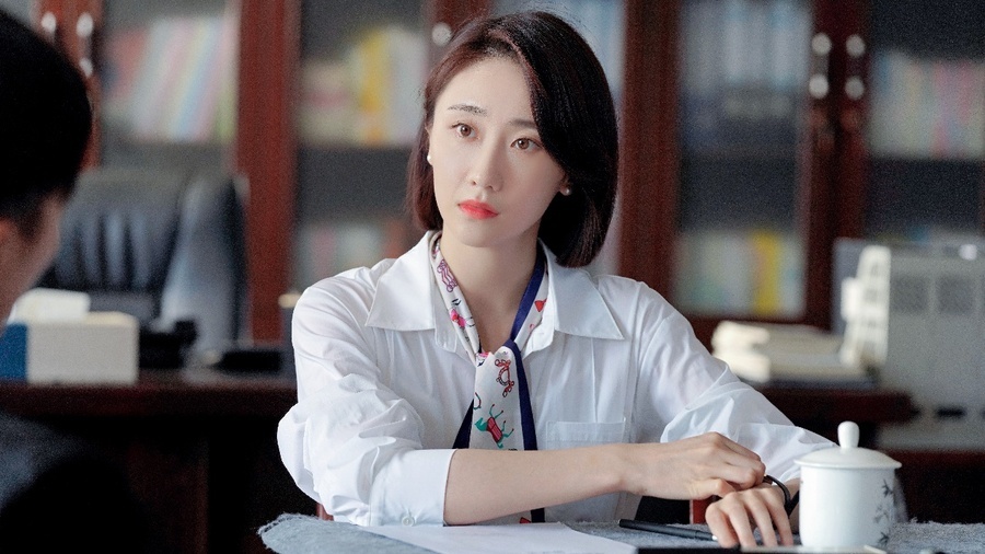 安冬《青春正好》 热播中 唐秘书升级女总裁演绎都市新女性 - 360娱乐,你开心就好