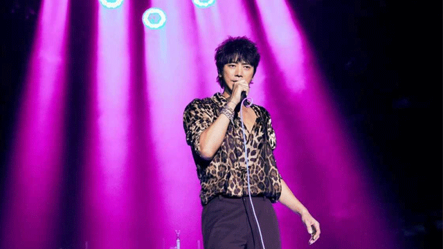 苏见信（信）「尽兴而活」燃爆东北老铁 摇滚硬汉唱民谣反差感拉满